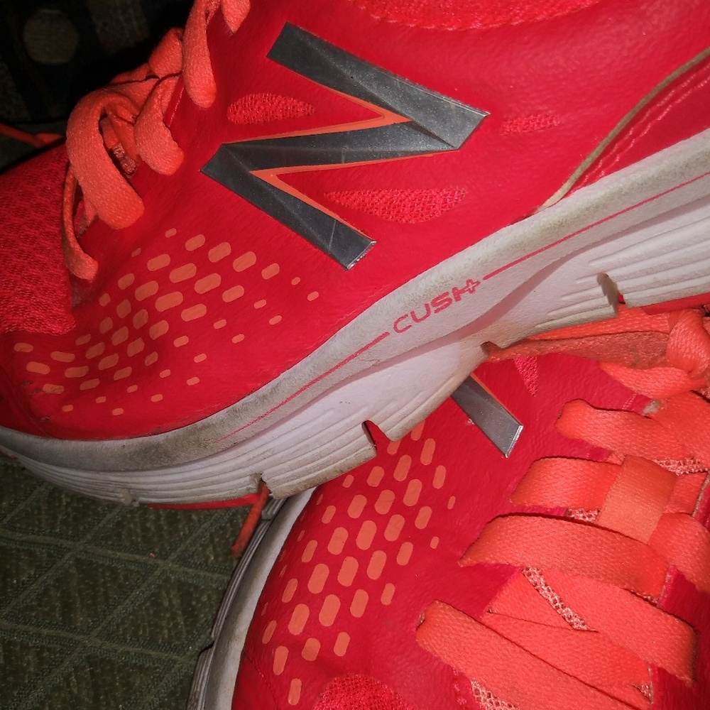 Coral Pink New Balance Tennis Shoes size 7